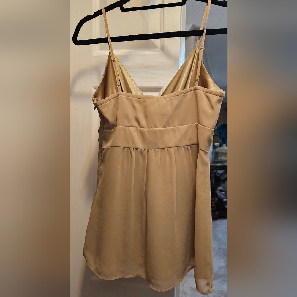 Tank Top - Picture 2 of 3